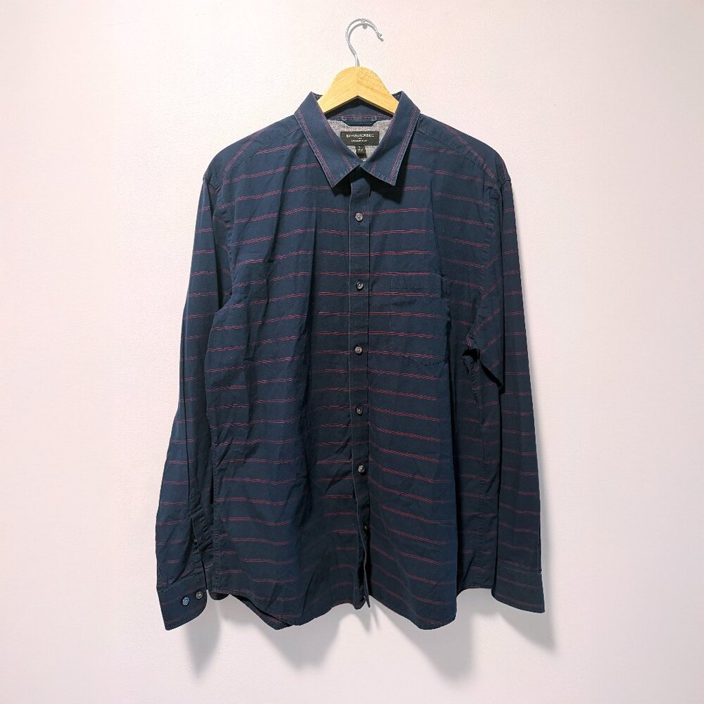 Banana Republic Factory Soft Wash Slim Fit Shirt - Navy & Red Stripe - Large